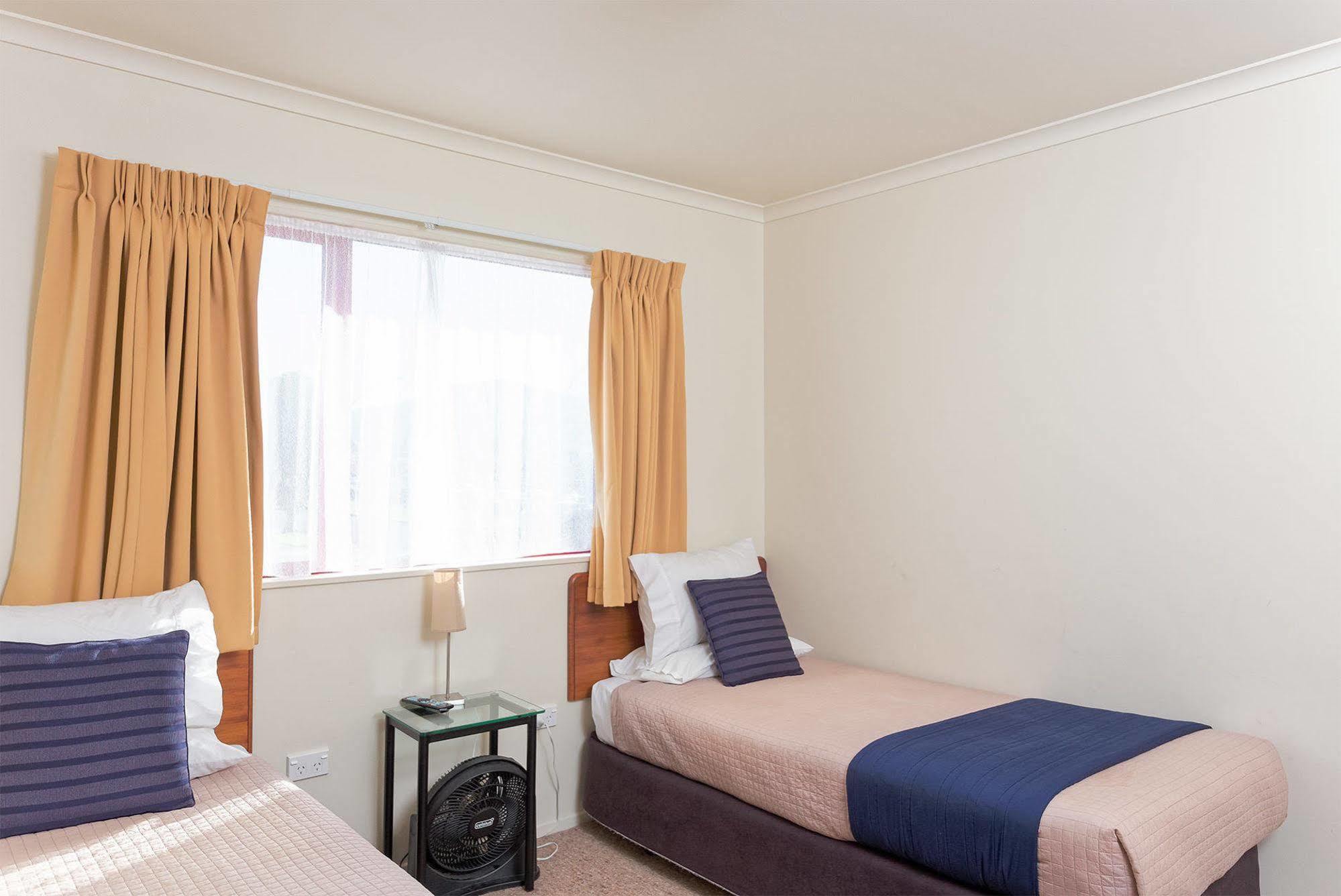 Bk'S Rotorua Motor Lodge Bagian luar foto