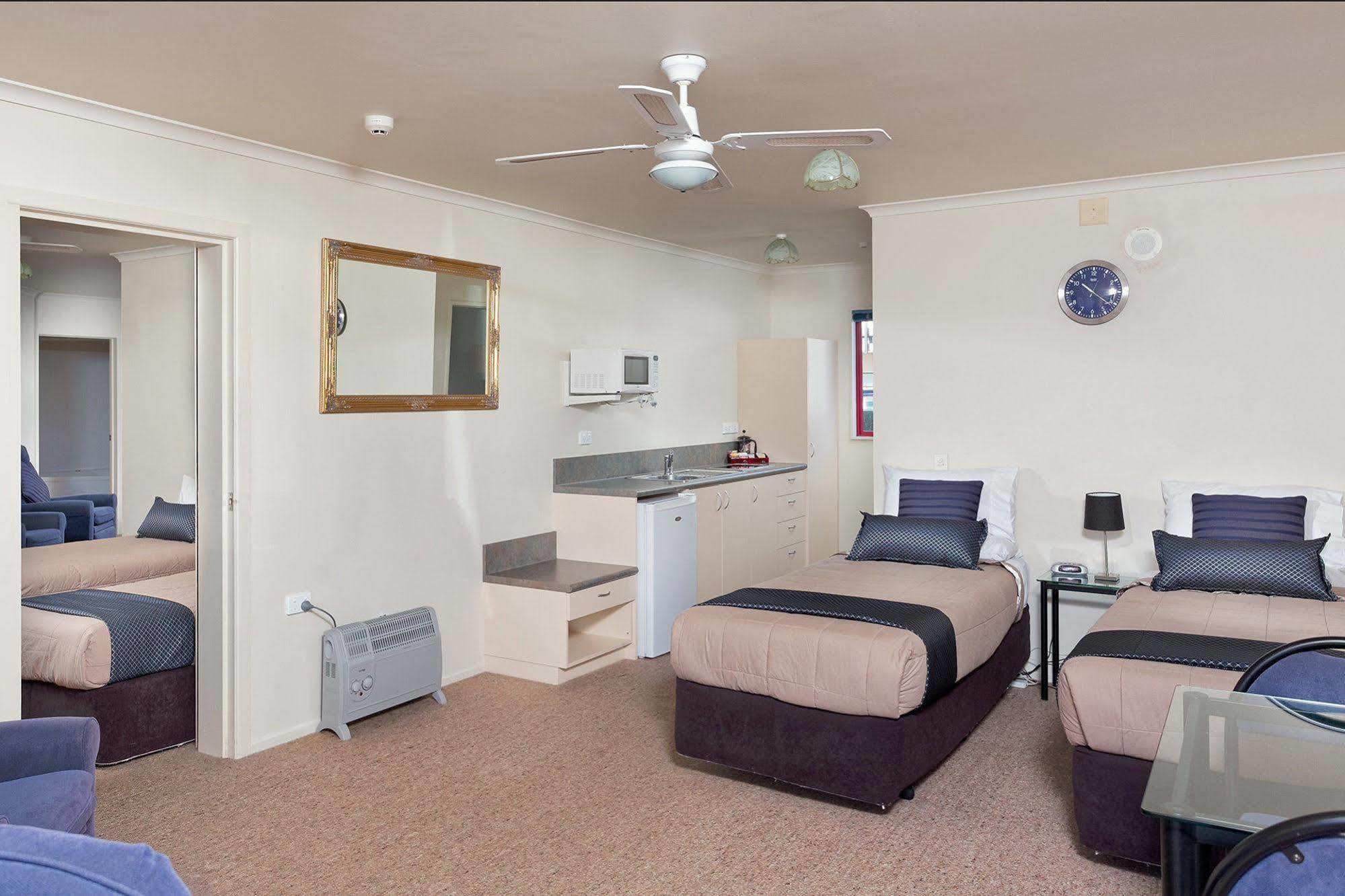 Bk'S Rotorua Motor Lodge Bagian luar foto