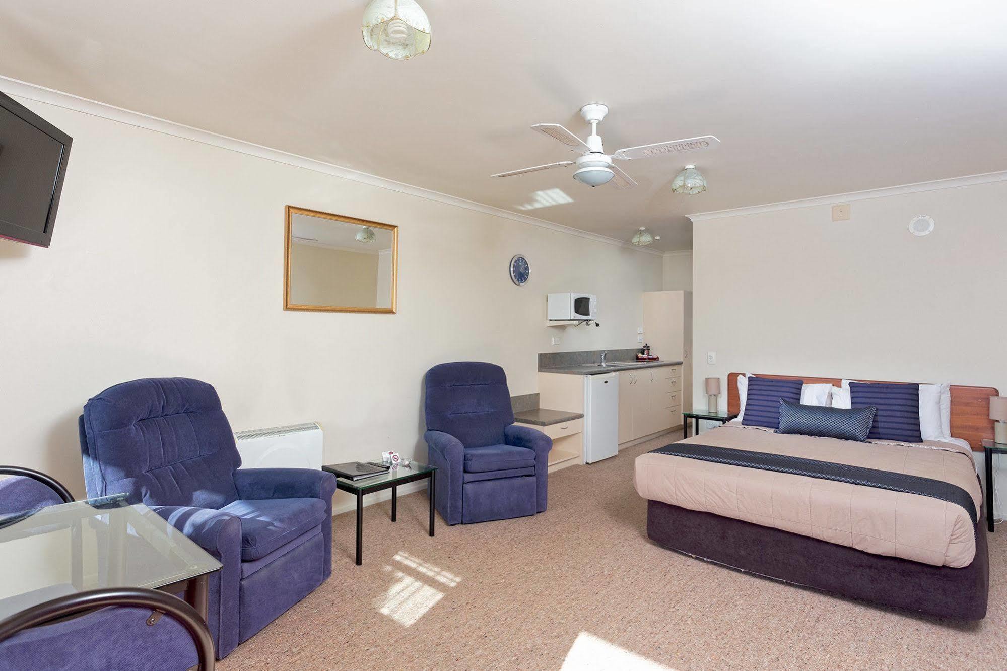 Bk'S Rotorua Motor Lodge Bagian luar foto
